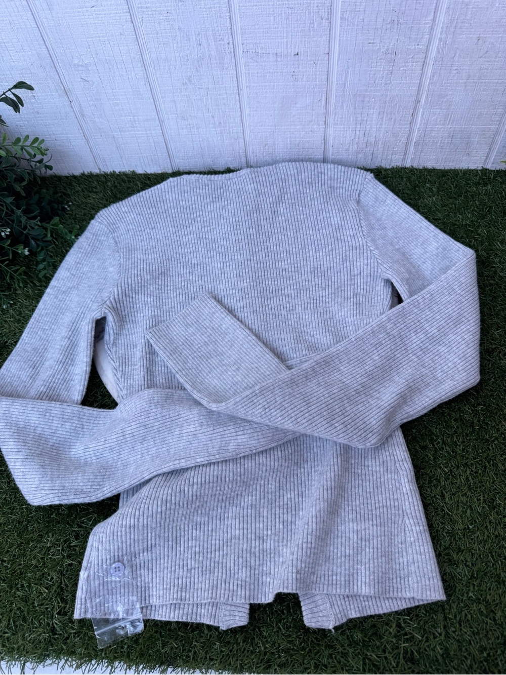 Princess Polly Suzu Long Sleeve Knit Top Grey Ribbed Button-Front Sweater Sz s - Picture 13 of 15